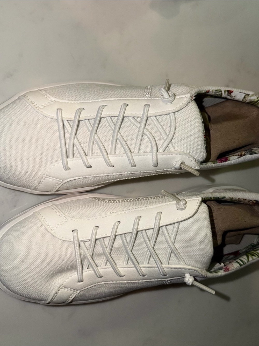 White HEYDUDE Salesman special